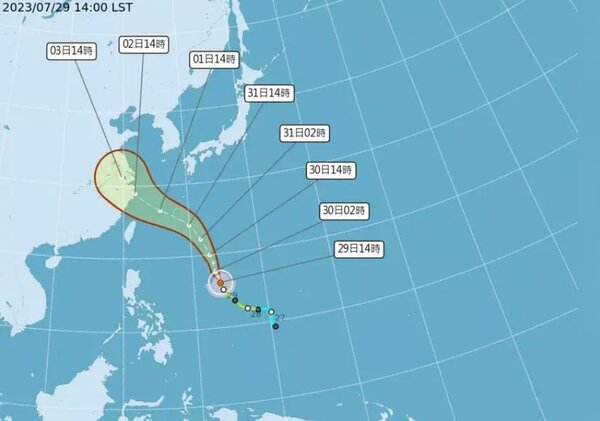 卡努颱風截至今天下午2點以每小時16公里速度向北北西進行。圖／氣象局提供
