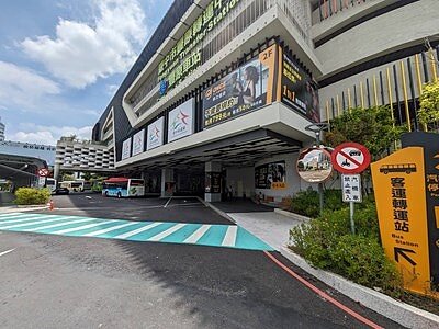 豐原轉運中心多元使用，除了客運轉運以及攤商市集外，8月起也將進駐健身中心。圖／台中市交通局提供