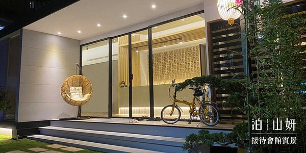 位於台北市北投區溫泉路的危老案「泊山妍」,去年10月底建商宣布完銷,不料今年七月就傳訊息予買方,聲稱營建成本高漲、公司營運困難,無法興建。 圖/取自泊山妍粉專