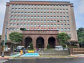 盛怒殺死鄰居…死者家屬求償千萬元　老翁當庭同意全賠