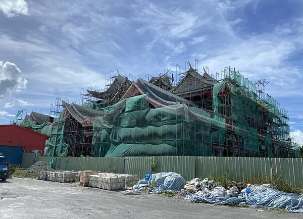 宜蘭冬山鄉「慈濟祖宮」近2千坪違建,縣府將展開強制拆除行動,這是縣內第一次拆除大宮廟違建,引起各界關注。圖/縣府提供