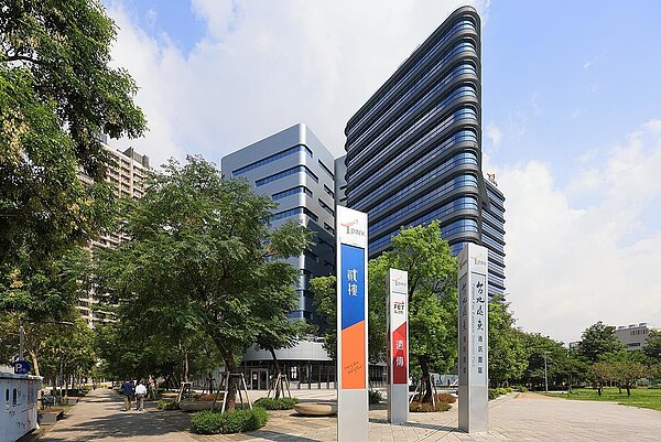 國際科技大廠如Google、Ericsson等都進駐Tpark,形成高端產業為主體的科技特區。圖/遠揚之森提供