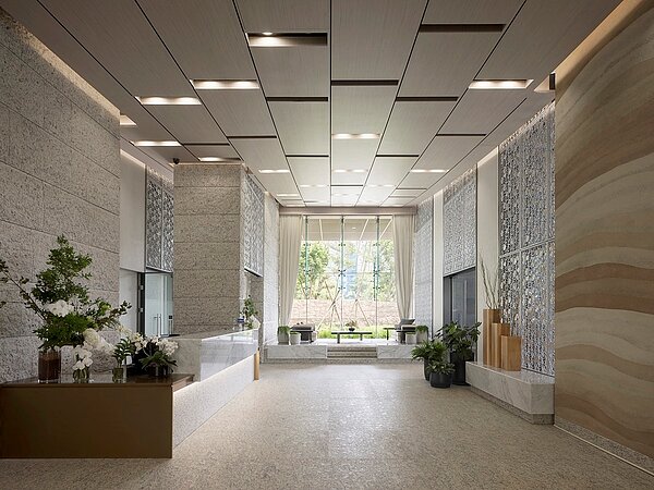 挑高且大器的一樓接待大廳。圖/遠揚之森提供