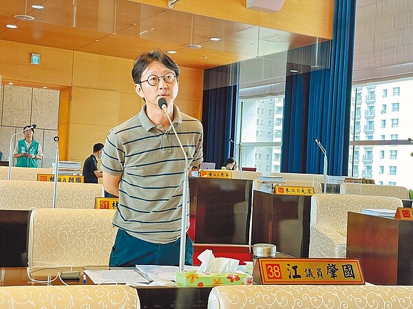 台中市議員江肇國批評市府對中科二期台積電設廠的態度消極,要求市府正視並協助解決問題。(台中市議員江肇國提供/張亦惠台中傳真)