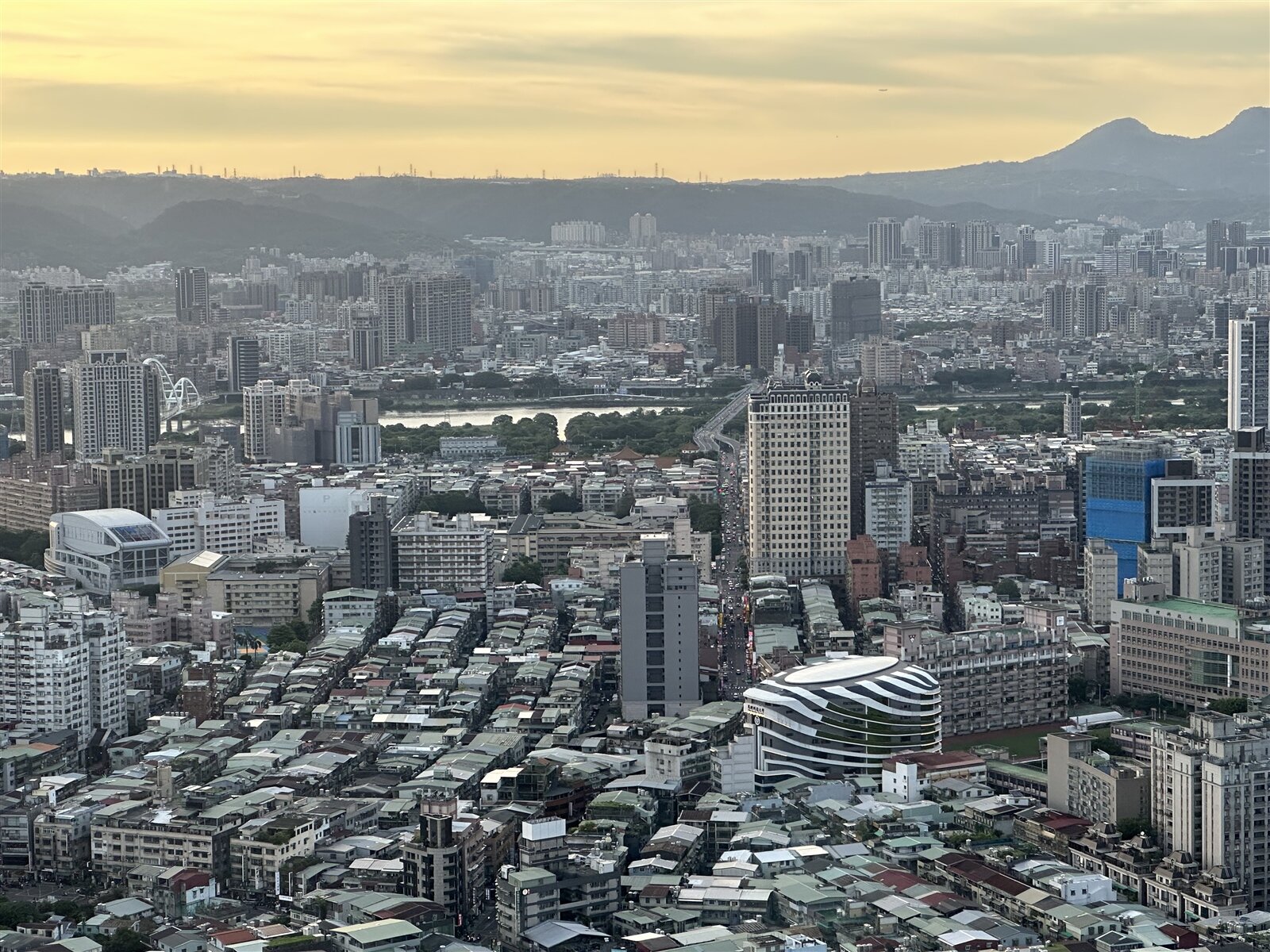新北市板橋區香社里、香雅里在內55筆國光段土地,將推民辦都更,土地面積達6695.64平方公尺,地方房仲認為,將會帶動地方發展。記者張曼蘋/攝影