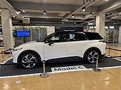 鴻海法說…高盛搶先按讚　維持買進評等