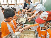 桃園5新校設廚房　盼減團膳比率