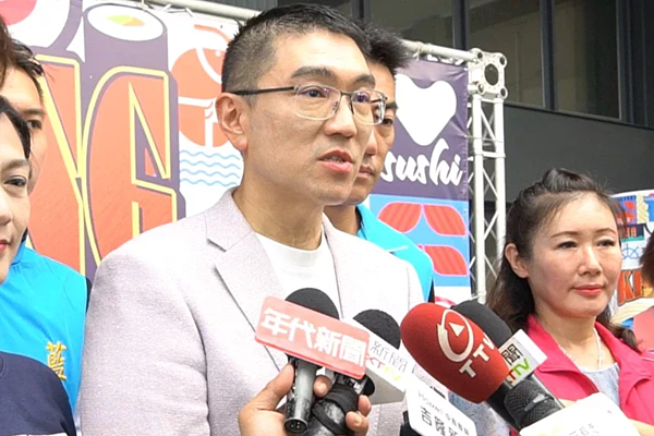 學者質疑基捷營運負擔得起?謝國樑:一步一步來嘛。記者游明煌/翻攝