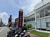 經營20年！異人館雲林縣斗六店將熄燈　老顧客崩潰哭