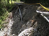 大雪山林道進行災害復建工程　遊客禁入