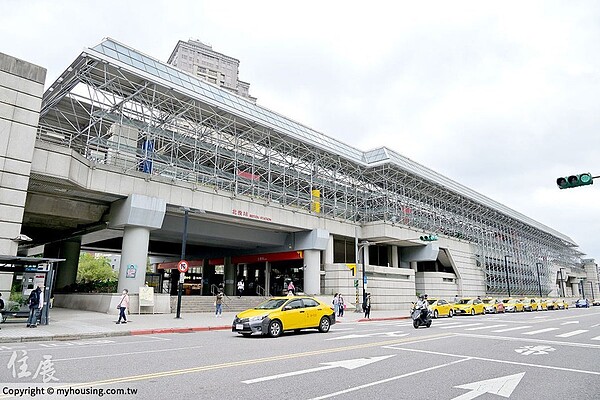 北士科房價外溢效果浮現，捷運北投、唭哩岸站周邊，相繼有建案開出區段高價，奇岩重劃區新案也開出9字頭價位，使得北投全區新案平均開價上揚。（圖／住展提供）