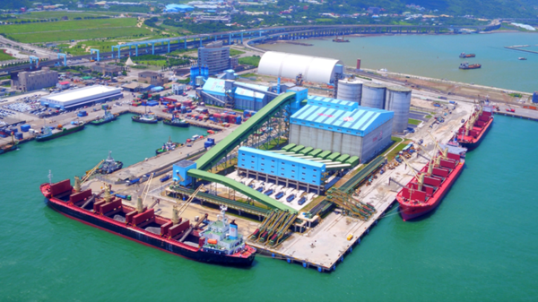 國產建材實業近期斥資數千萬元，在台北港成立可執行國家級檢驗能力TAF實驗室，精進原料大溯源管理。圖／取自國產建材實業