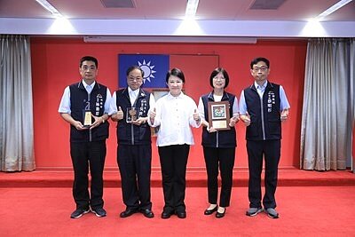 打造幸福宜居城市,中市府戶政業務、人口政策勇奪雙料殊榮。圖/台中市民政局提供