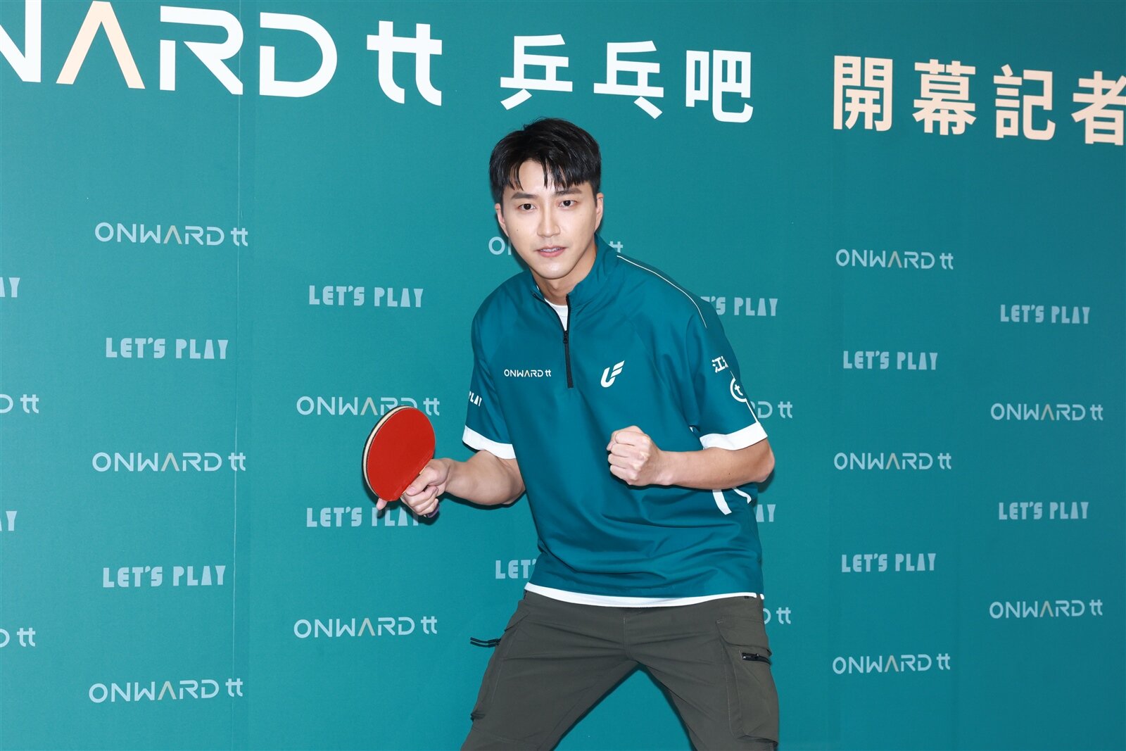 江宏傑砸百萬投資的「乒乓吧」去年4月風光開幕。圖/本報資料照片