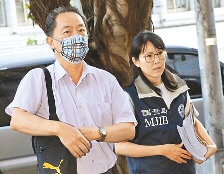 營建署前組長張之明(圖左)。(本報資料照片)