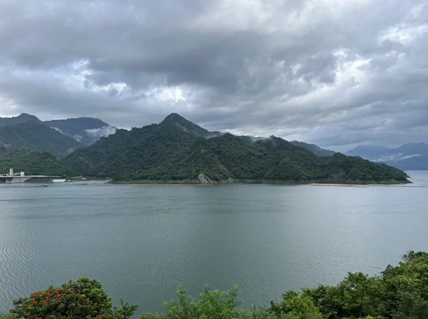 不管蘇拉颱風來不來曾文水庫儲水破4億,不過南水局仍期待再見大雨。圖/南水局提供