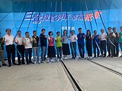 捷運三鶯線首列車幸福「抵家」　明年上線測試朝2025年完工邁進一大步