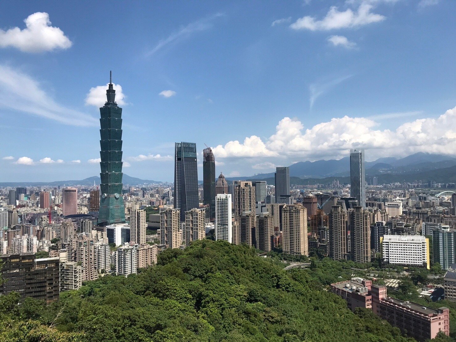 房市示意圖。 記者游智文/攝影