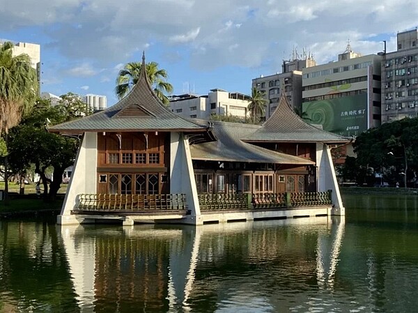 台中市定古蹟台中公園「湖心亭」經整修，今年5月重新開放。圖／台中市政府提供
