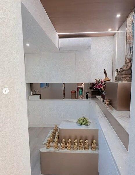小A辣新家打造專屬佛堂。圖/截自林進instagram