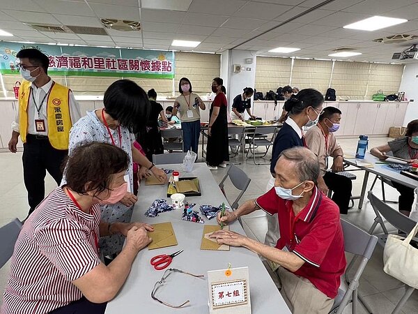 福和里手機架DIY