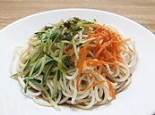 西門町50年涼麵「瓊芳居」熄燈！網不捨：最好吃的涼麵