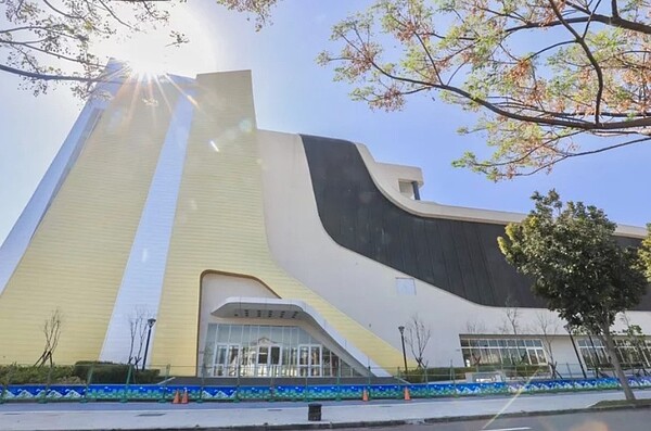 「台中流行影音中心營運移轉(OT)案」,4日第三次公告招商。圖/台中市新聞局提供