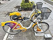 台北YouBike遭裝兒童椅　疑惡意占用