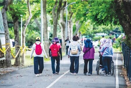 信託公會指出,信託2.0推動目的是希望信託業能順應社會人口變遷,正視高齡民眾與企業傳承的需求。圖∕本報資料照片