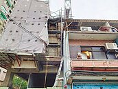 三重工地水泥灌破鄰宅　屋主驚逃命