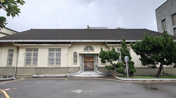 民眾提報國立新竹高級中學內日治時期講堂(今校史館)為古蹟。圖/文化局提供