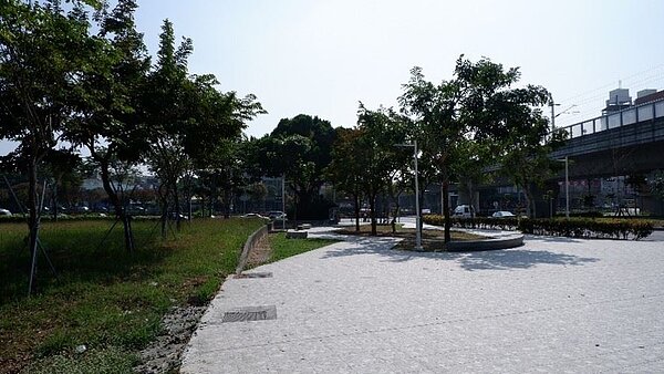 屏東縣政府釋出舊酒廠萬坪土開案。圖／屏東縣交旅處提供