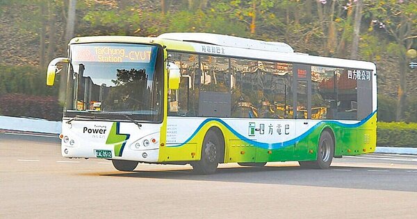四方客運在台中市擁有13條路權,16日3條路線的7成班次脫漏班,交通局要求業者17日恢復正常行駛。(圖/台中市政府提供/張亦惠台中傳真)