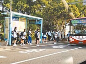 客運9005、9023一位難求　桃園將增班