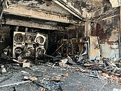 轟一聲全燒光…自助洗衣店氣爆釀災　消防員見4大桶瓦斯鋼瓶嚇一跳