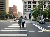 區段房價變動的因素