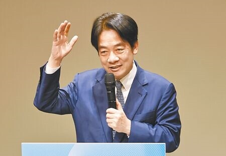 
總統參選人、副總統賴清德表示，設定五大目標，首要推動電動運具成為兆元產業。圖∕本報資料照片
