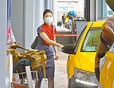 職業駕駛臨停不便　北市交工處將增黃線