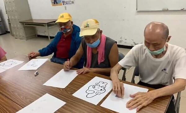 新富里許睦燦里長　手繪體驗