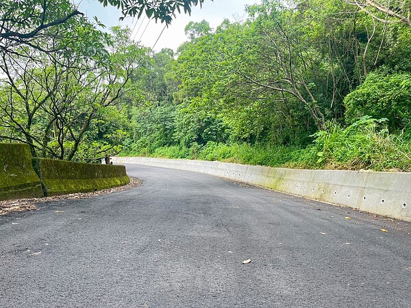 水利局提前部署並完成18條的大坑地區農路改善計畫。圖/台中市水利局提供