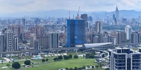 財政部25日表示,房屋稅修正條例已給予建商兩年的合理銷售期間,對於是否適用單一稅率,將於訂定參考基準時,通盤審慎研議。圖∕本報資料照片