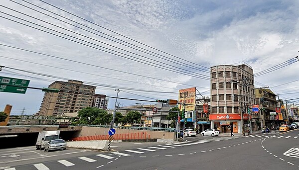 桃園楊梅埔心車站、楊梅車站區域購屋平均單價1字頭，仍屬親民。這幾年來楊梅買房的外地客有明顯增多趨勢，包括從新北新店、土城來的，還有從新竹來的客群。圖／google map