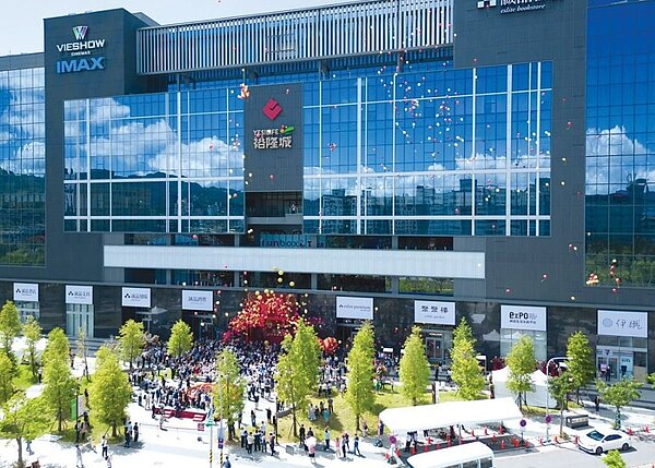 裕隆集團「YES!LIFE 裕隆城」28日正式開幕。圖/業者提供