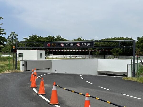 台南市南區水萍塭公園地下停車場自10月1日起正式委外營運。圖／台南市政府交通局提供