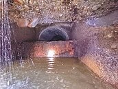 電信管線擋地下水管　北市令改善