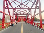 西螺大橋70歲　雲、彰二度攜手慶生