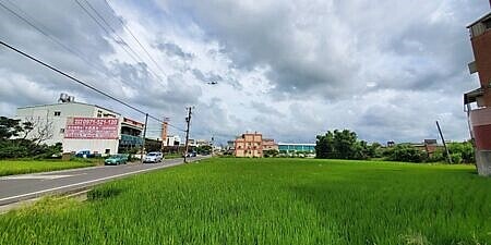 立委提議土地稅法的「空地稅」應比照「囤房稅」,訂定地方政府差別稅率基準,財政部表示,如果各界認為有需要,財政部可以會同內政部研議。圖∕本報資料照片