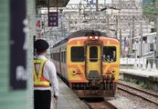 小犬颱風亂交通　台鐵公布4日上午部分列車停駛資訊