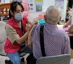 流感疫苗打了嗎？中市30家衛生所開設特別門診　「10類對象」優先打　