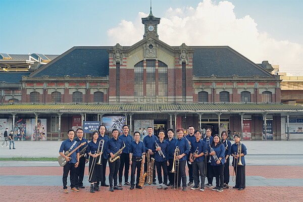 「2023台中市逍遙音樂町」系列音樂盛會,10月14日下午2點30分及5點將分別在神岡潭雅神綠園道、和平谷關溫泉公園壓軸登場。圖/中市府提供